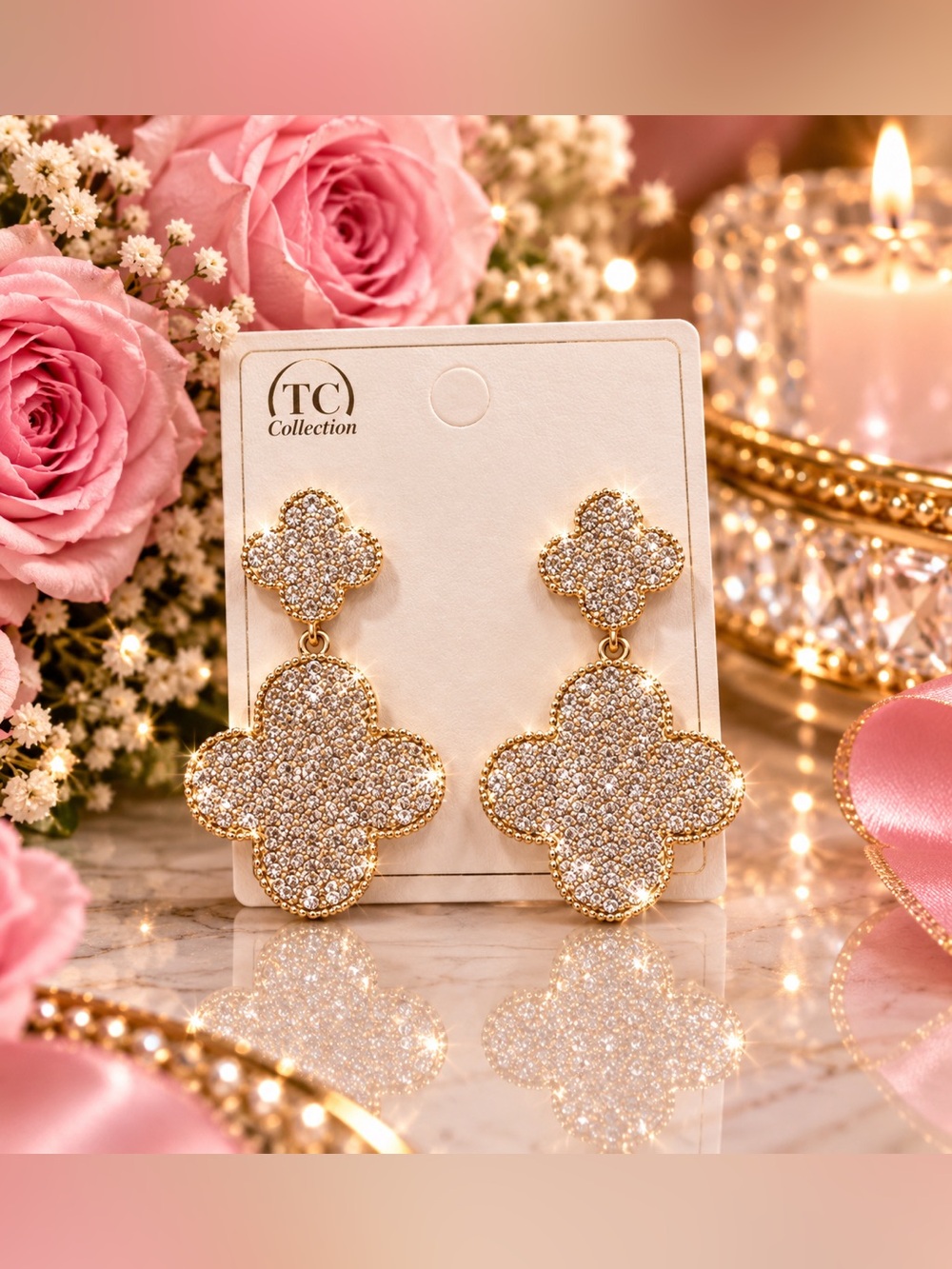 ✨ NEW ✨ Gold Sparkle Clover Drop Earrings ✨